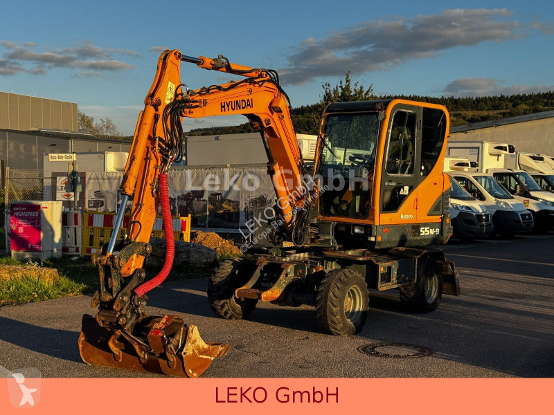 Pelle Hyundai Robex 55W9 Mit 4 Löffeln