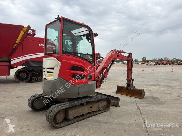 Pelle Volvo ECR25D