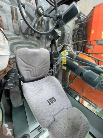 Pelle sur pneus Caterpillar