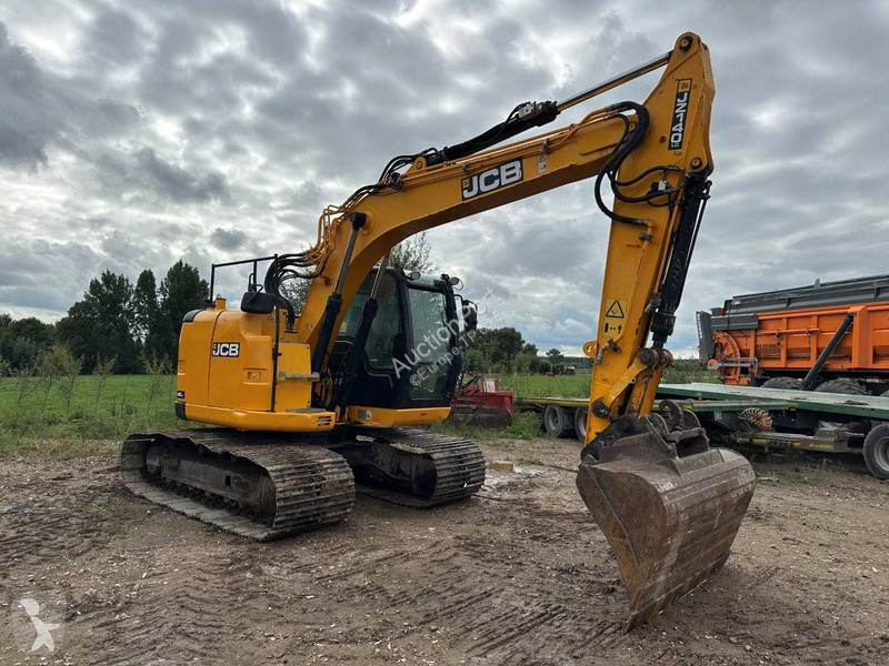 Pelle JCB LC
