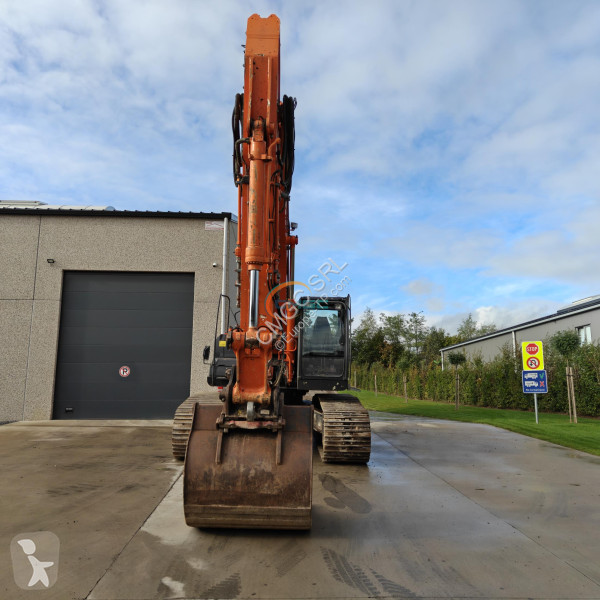 Pelle Hitachi