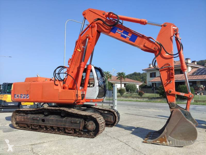 Pelle Fiat-Hitachi EX235