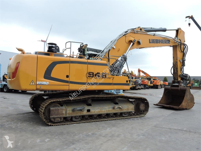 Багер Liebherr