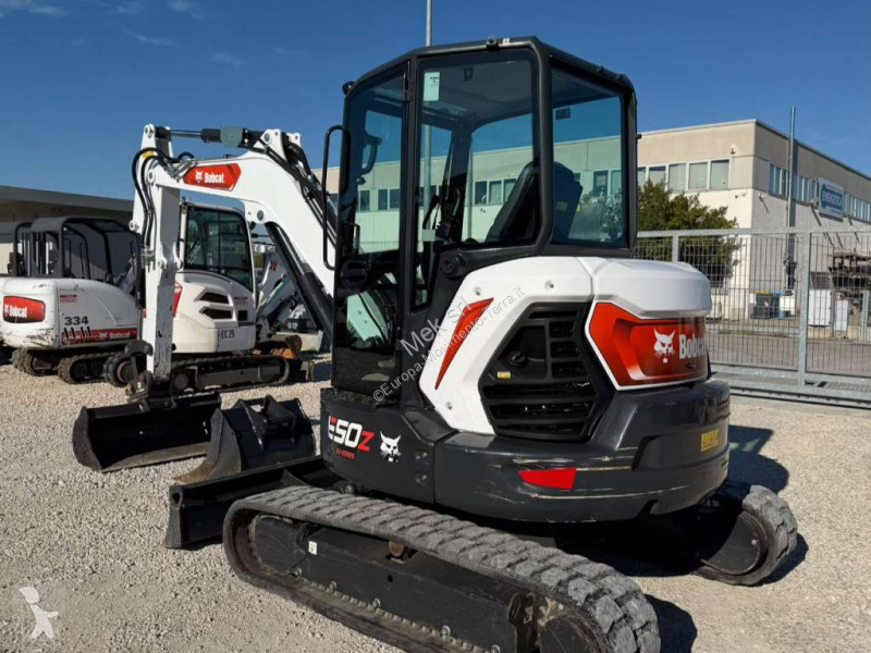 جرافة Bobcat z