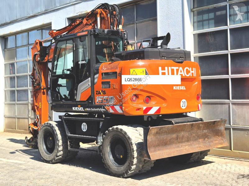 Багер Hitachi