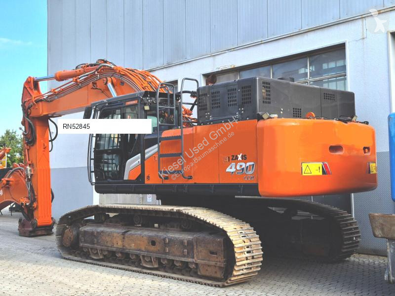 Багер Hitachi