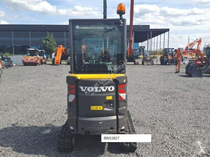 Багер Volvo EC18E