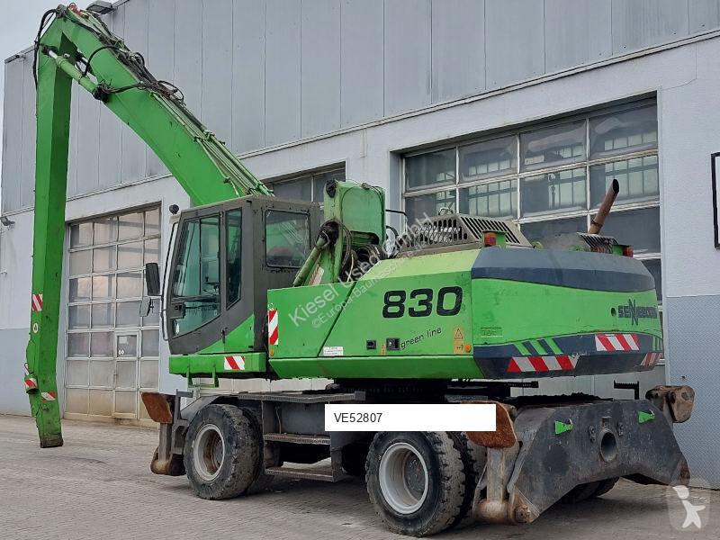 جرافة Sennebogen 830