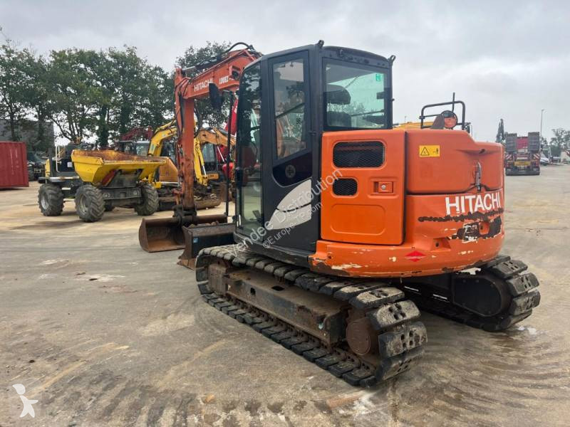 جرافة Hitachi