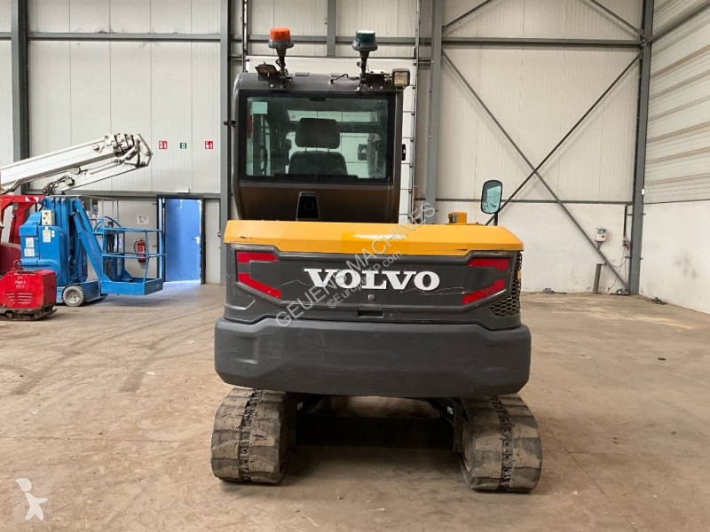 Багер Volvo EC 60 E