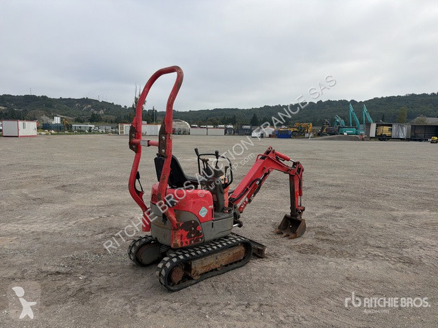 جرافة Yanmar SV08-1A