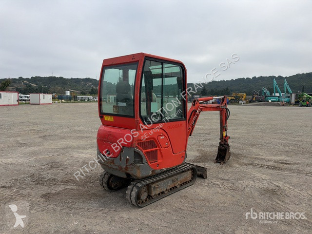 جرافة Yanmar