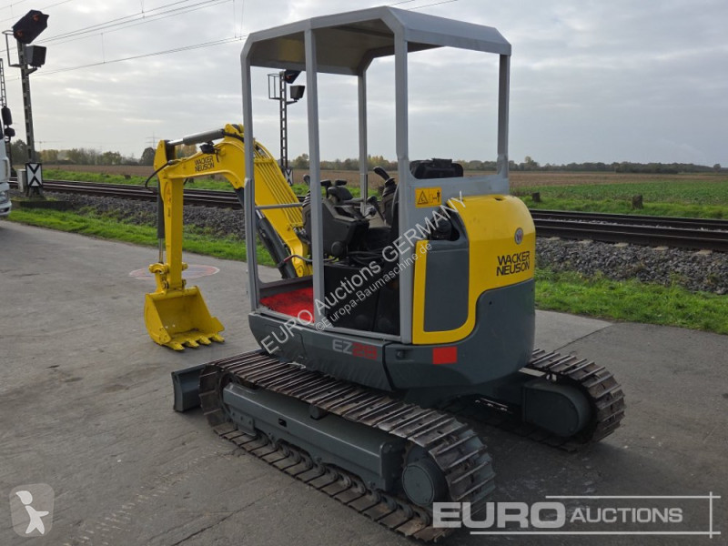 جرافة Wacker Neuson EZ28