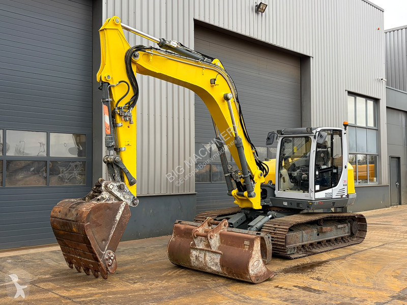 جرافة Wacker Neuson