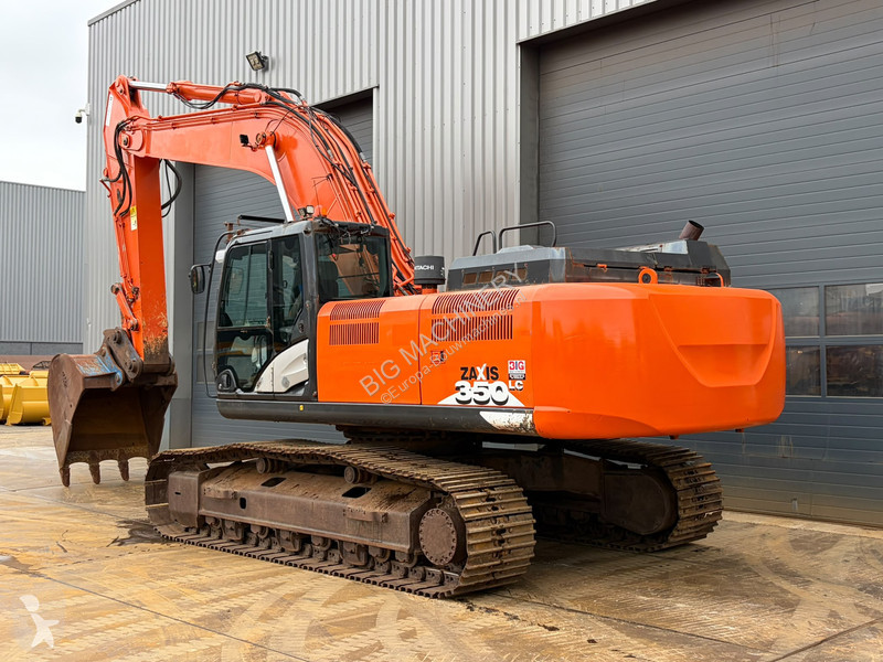 جرافة Hitachi LC-6