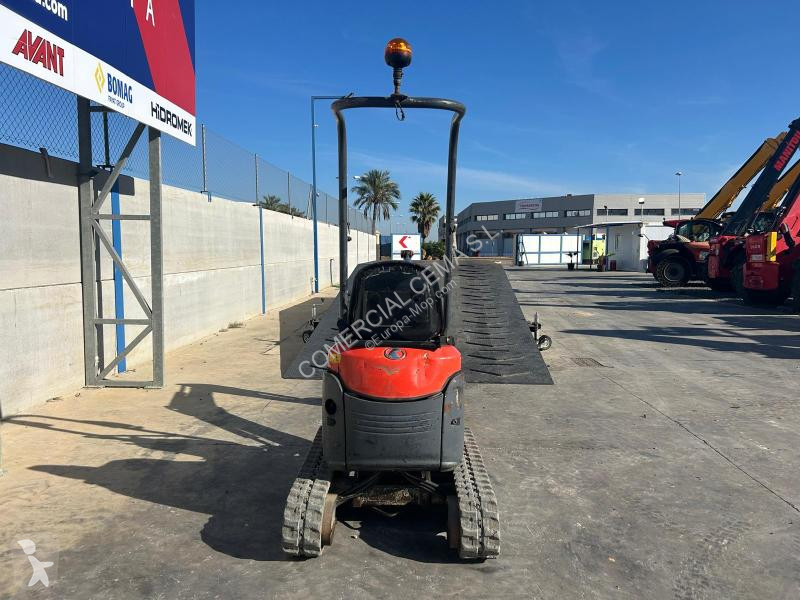 جرافة Kubota