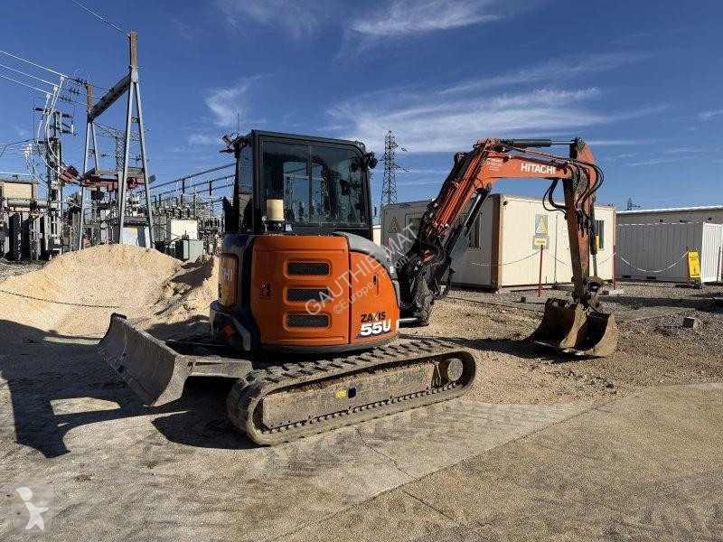 جرافة Hitachi ZX55U6