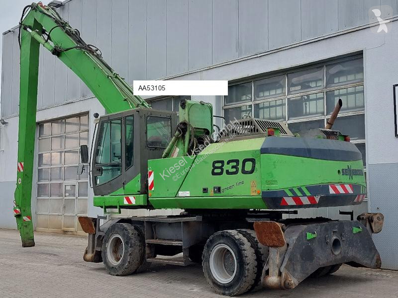 Escavadora Sennebogen 830