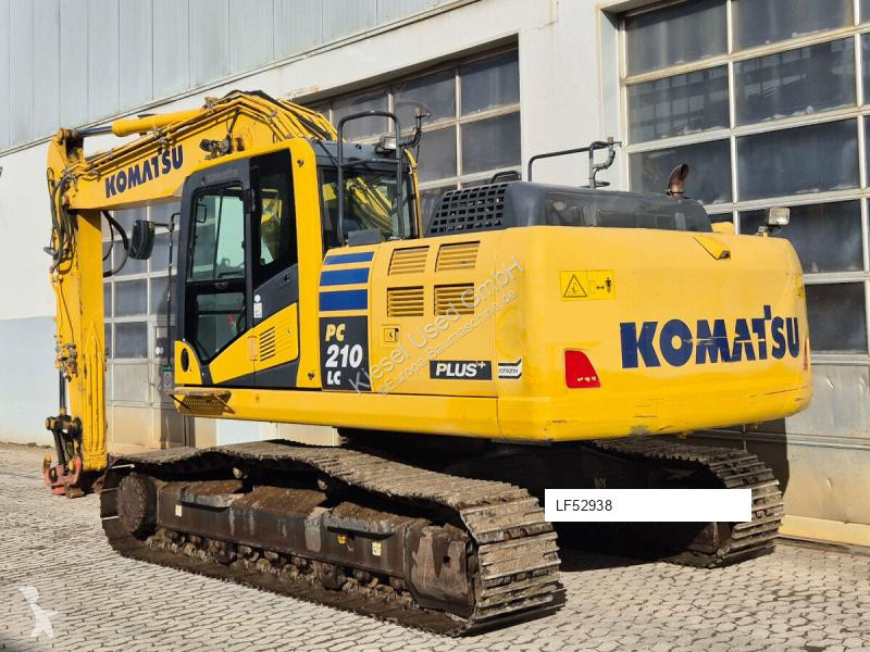 Escavadora Komatsu 10