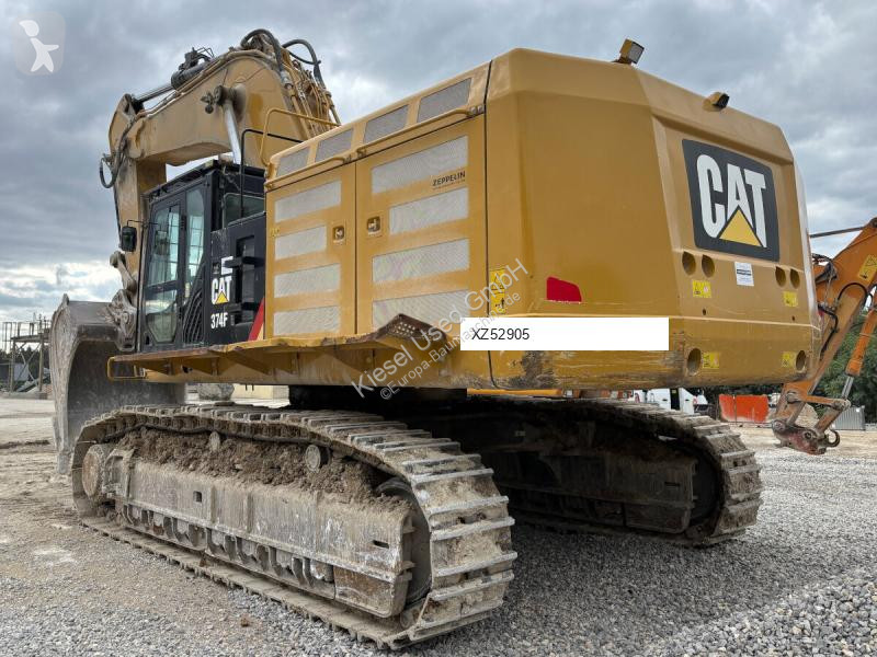 Escavadora Caterpillar 374FL