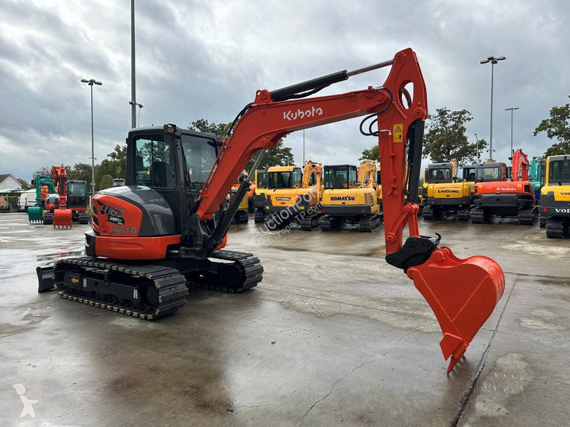 Escavadora Kubota