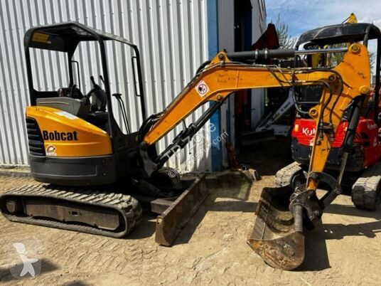 Escavadora Bobcat
