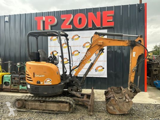 Excavadora Case CX26C