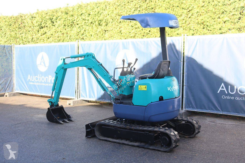 Escavadora Kubota U-15