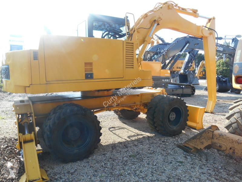 جرافة Furukawa MANUTENTION 625E
