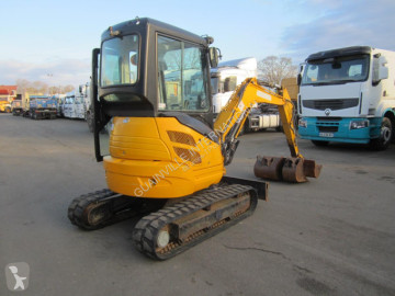 جرافة صغيرة Kubota