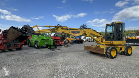 Komatsu wheel excavator