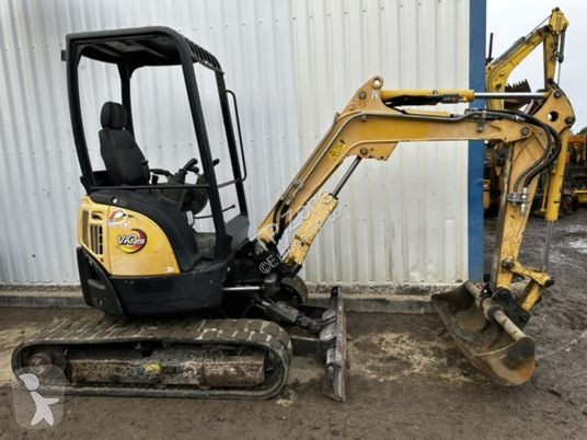 Escavadora Yanmar vio25-4 canopy