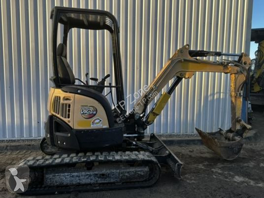 Escavadora Yanmar vio25-4 canopy