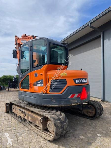Escavadora Doosan DX85R