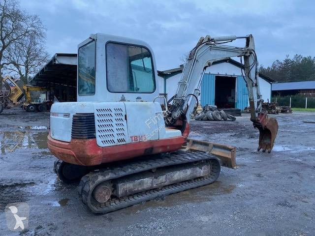 Excavadora Takeuchi