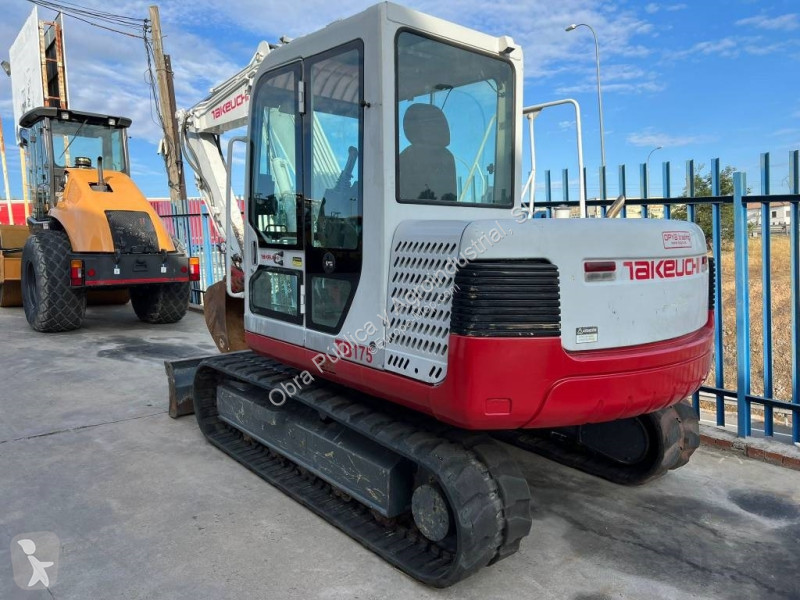 Skovl Takeuchi