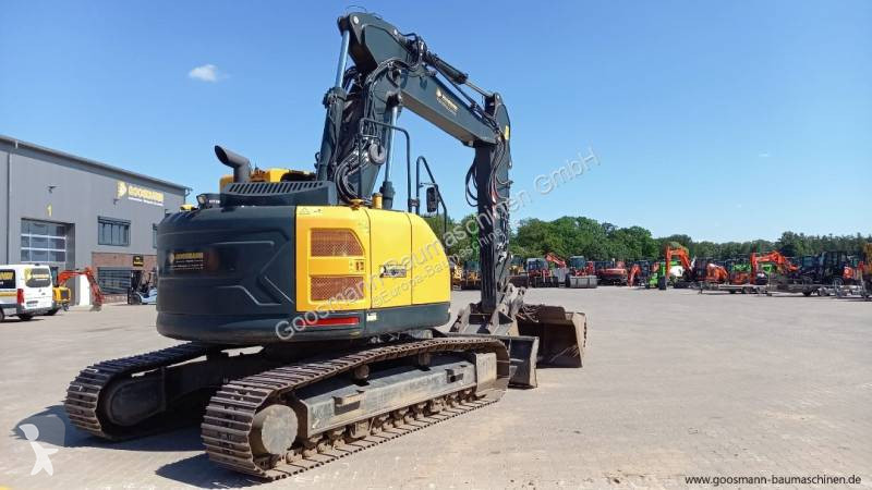 جرافة Hyundai HX235 A LCR