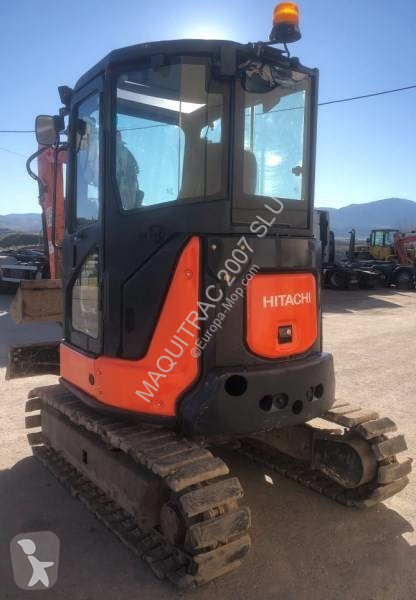 Excavadora Hitachi ZX 33 U-5 A