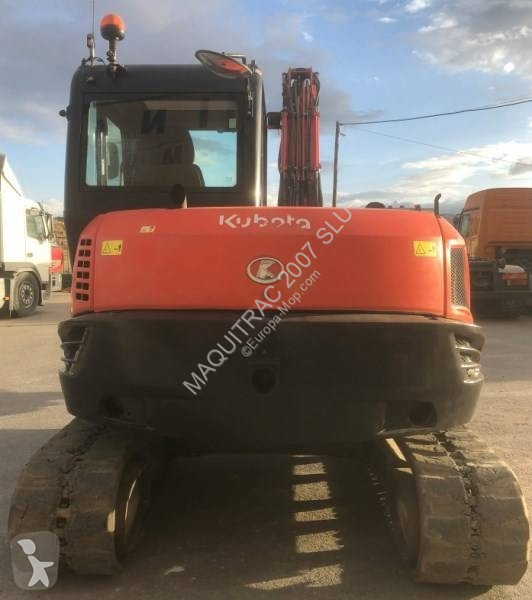 Excavadora Kubota KX 080-4