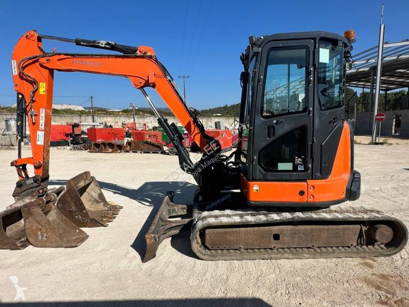 Escavadora Hitachi ZX48U-5A CLR