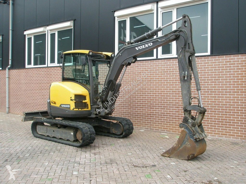 Escavadora Volvo ECR50D