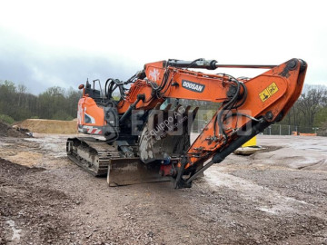 Excavadora de cadenas Doosan