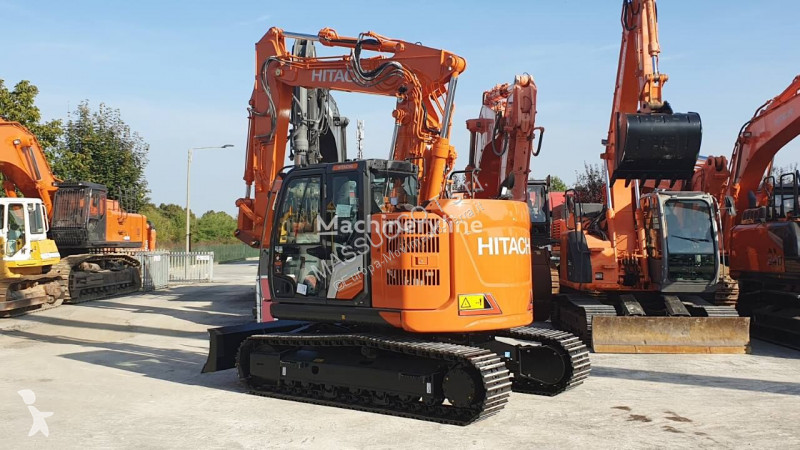 Excavadora Hitachi -7