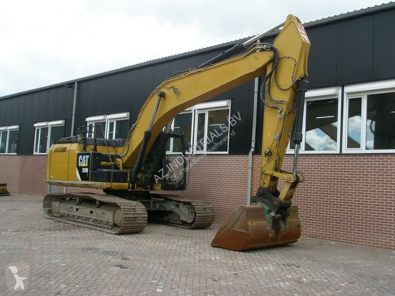 Escavatore Caterpillar