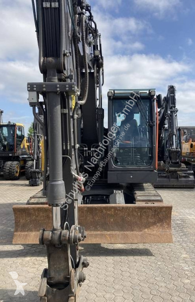 Escavatore Volvo ECR 145 E