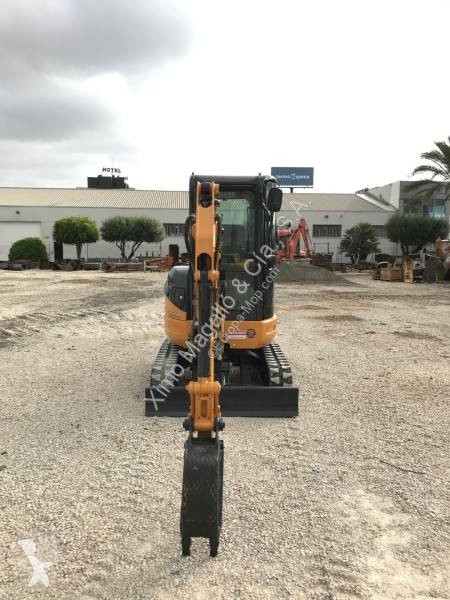 Excavadora Case