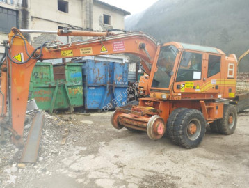 Excavadora rail/carretera Case