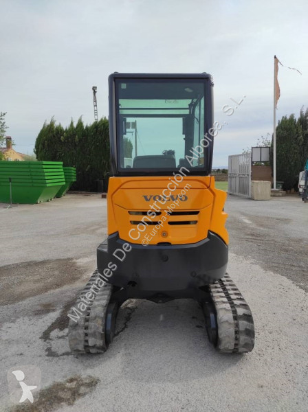 Excavadora Volvo ECR D
