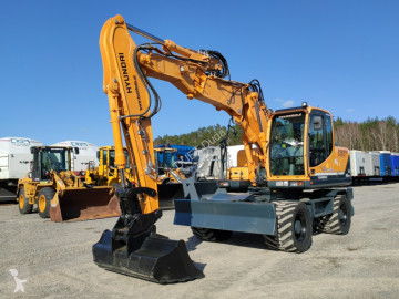Excavadora de ruedas Hyundai