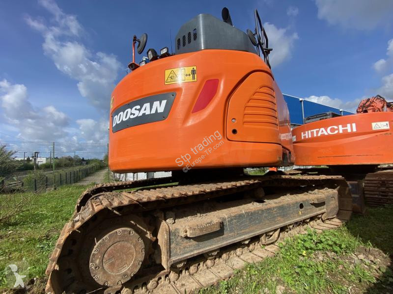 جرافة Doosan LCR-5